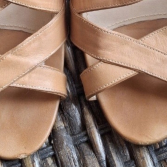 Manolo Blahnik Brown Leather Multistrap Slingback Shoes Italy Women Size 40.5 IT - Picture 5 of 14